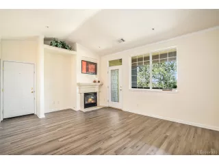 Photo #5: 2228297 Listing