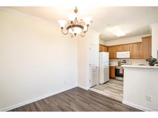 Photo #6: 2228297 Listing