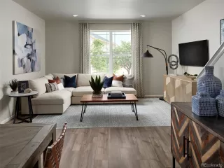 Photo #5: 2228491 Listing