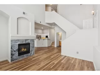 Photo #5: 2228563 Listing