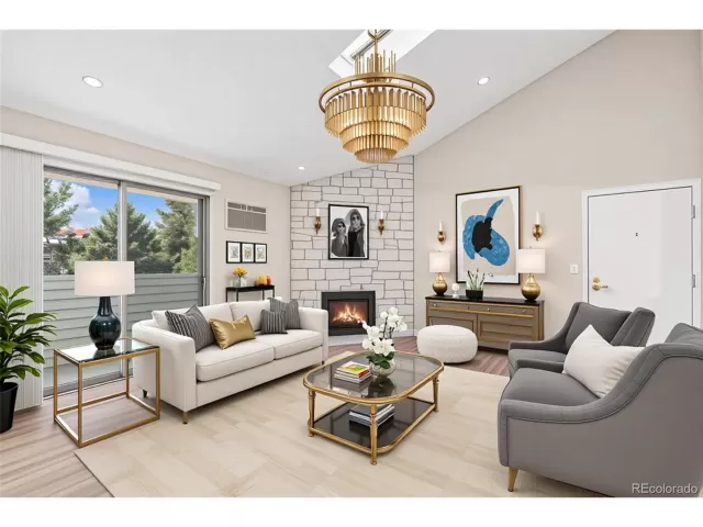 MLS: 2229288 Condo For Sale