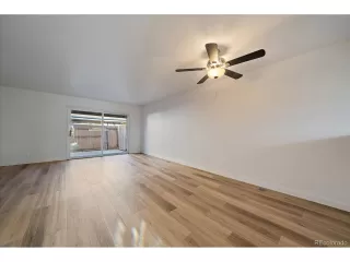 Photo #3: 2229476 Listing