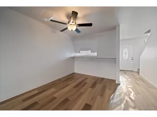 Photo #5: 2229476 Listing