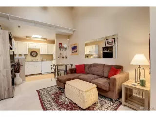 Photo #3: 2229674 Listing