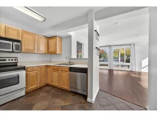 Photo #5: 2229978 Listing 