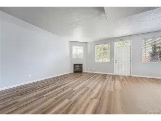 Photo #4: 2232134 Listing