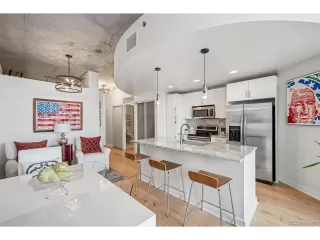 Photo #2: 2232965 Listing