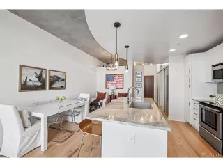 Photo #4: 2232965 Listing