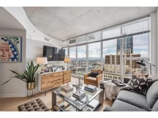 Photo #6: 2232965 Listing