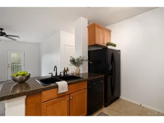 Photo #4: 2233861 Listing 