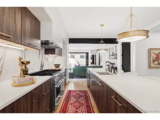 Photo #4: 2235339 Listing