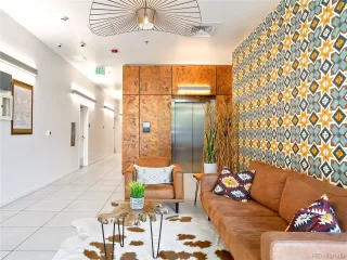 Photo #2: 2235809 Listing