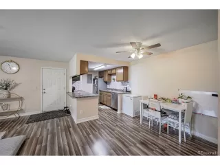 Photo #2: 2237386 Listing