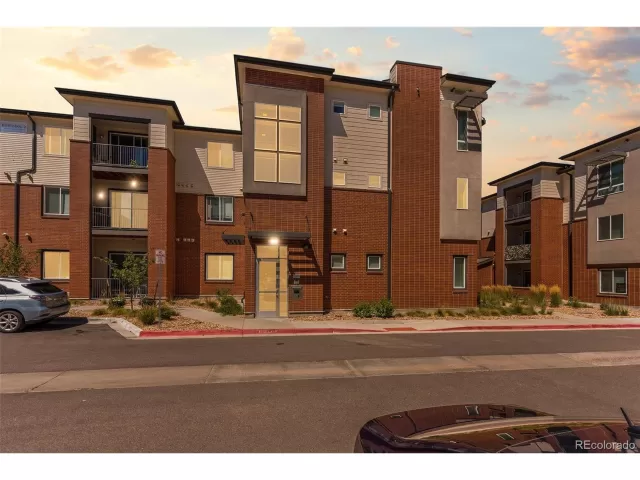 MLS: 2239549 Condo For Sale