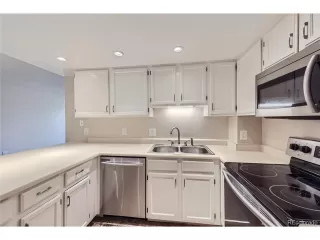 Photo #3: 2240419 Listing 