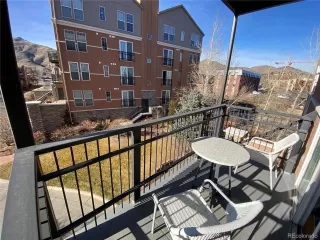 Photo #2: 2241101 Listing