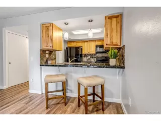 Photo #6: 2241715 Listing