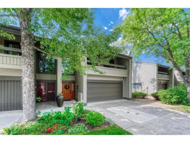 MLS: 2241721 Condo For Sale