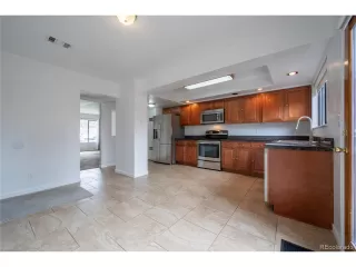 Photo #6: 2242693 Listing 