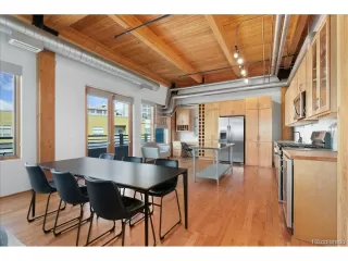 Photo #2: 2244376 Listing 