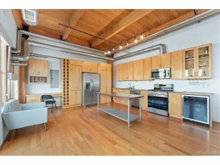 Photo #5: 2244376 Listing 