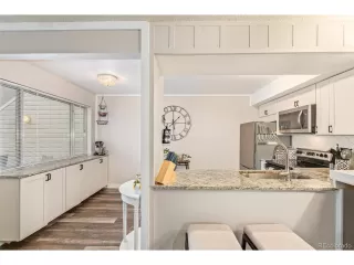 Photo #2: 2247643 Listing 