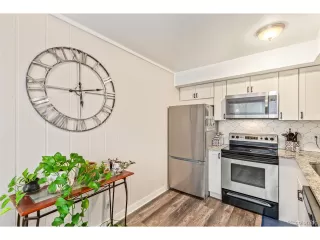 Photo #5: 2247643 Listing 