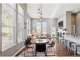 Photo #3: 2247936 Listing