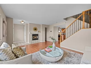 Photo #4: 2248551 Listing