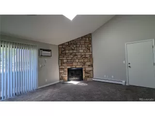 Photo #3: 2250217 Listing