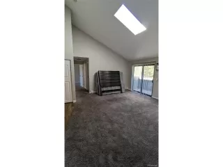 Photo #6: 2250217 Listing