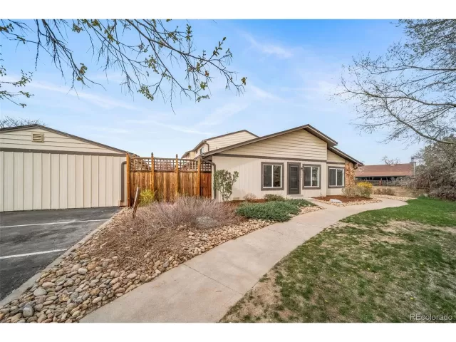 MLS: 2253606 Condo For Sale