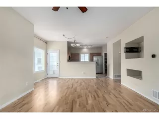 Photo #5: 2255302 Listing 