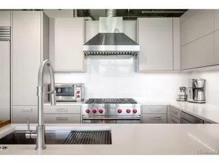 Photo #2: 2256748 Listing 