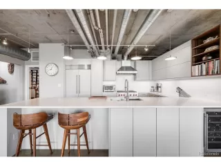 Photo #5: 2256748 Listing 