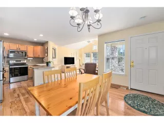 Photo #5: 2256992 Listing