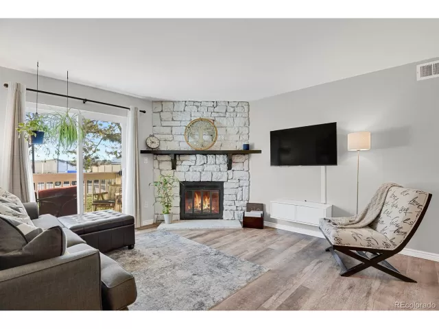 MLS: 2256994 Condo For Sale