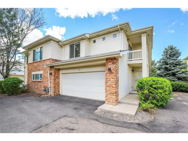 MLS: 2258823 Condo For Sale