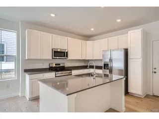 Photo #5: 2260439 Listing