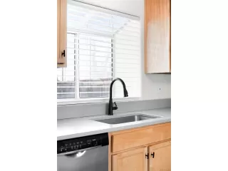 Photo #6: 2262907 Listing 