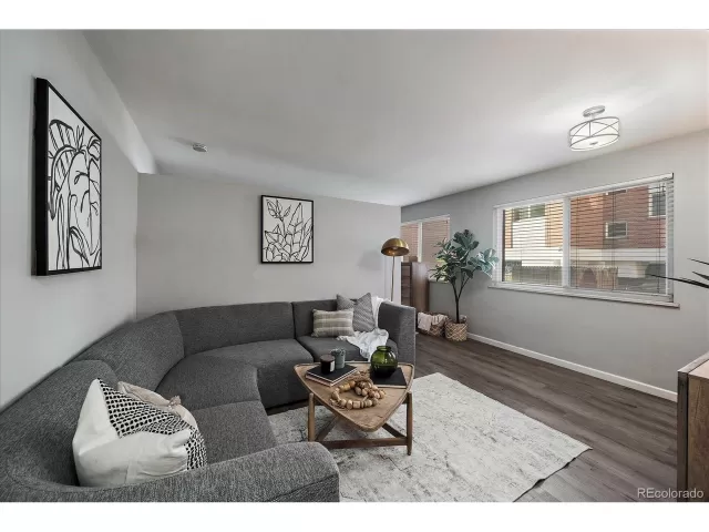 MLS: 2264405 Condo For Sale