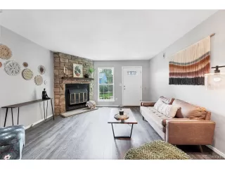 Photo #5: 2264892 Listing 