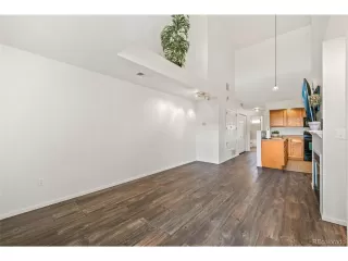 Photo #2: 2265665 Listing