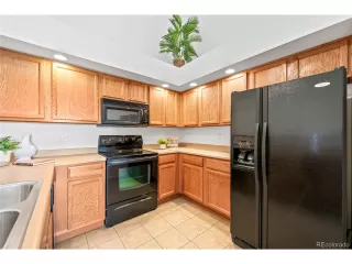 Photo #4: 2265665 Listing