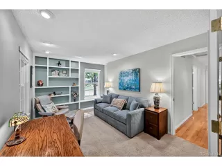 Photo #4: 2266889 Listing