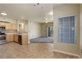Photo #3: 2269295 Listing