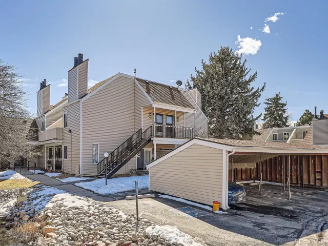 MLS: 2272447 Condo For Sale