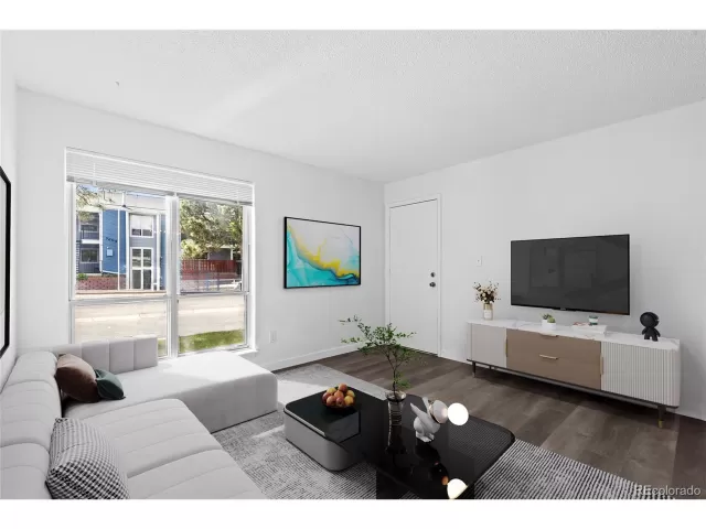 MLS: 2273788 Condo For Sale