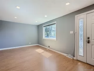 Photo #5: 2273898 Listing