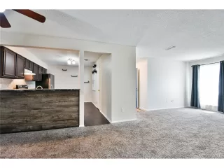 Photo #3: 2274254 Listing
